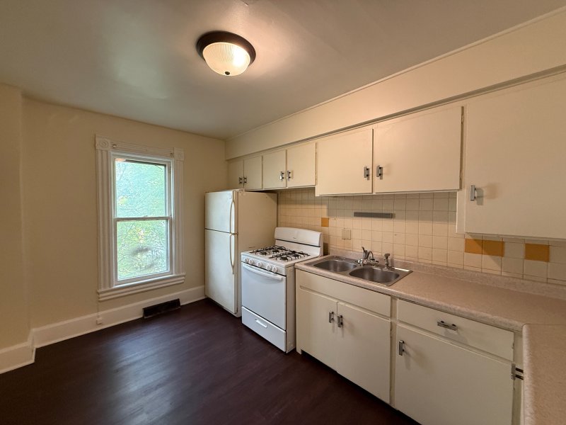 Interior Photo 16