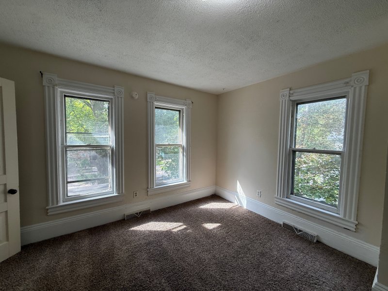 Interior Photo 5