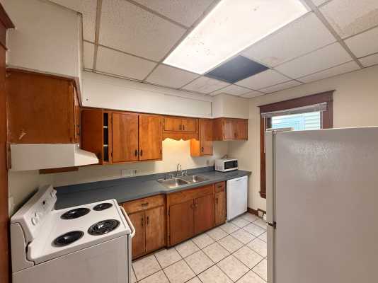 Exterior/Interior Photo